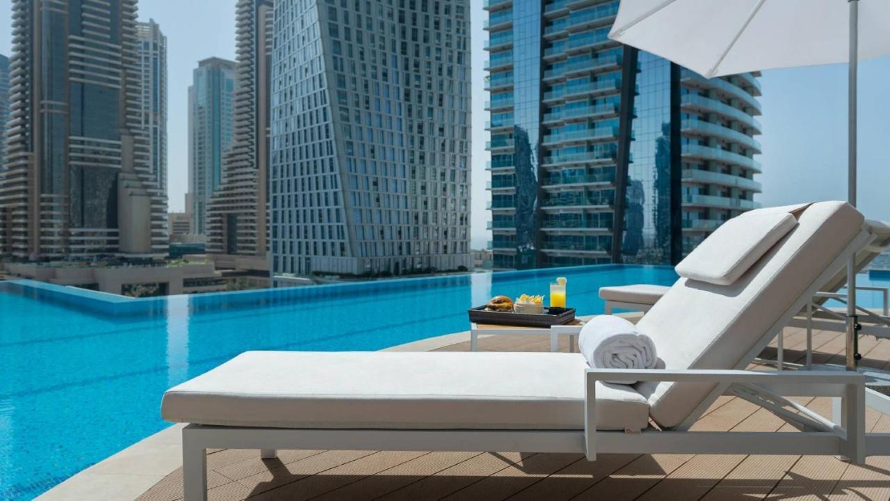Desert Living Luxury Condo - Jumeirah Living Marina Gate Дубай Экстерьер фото